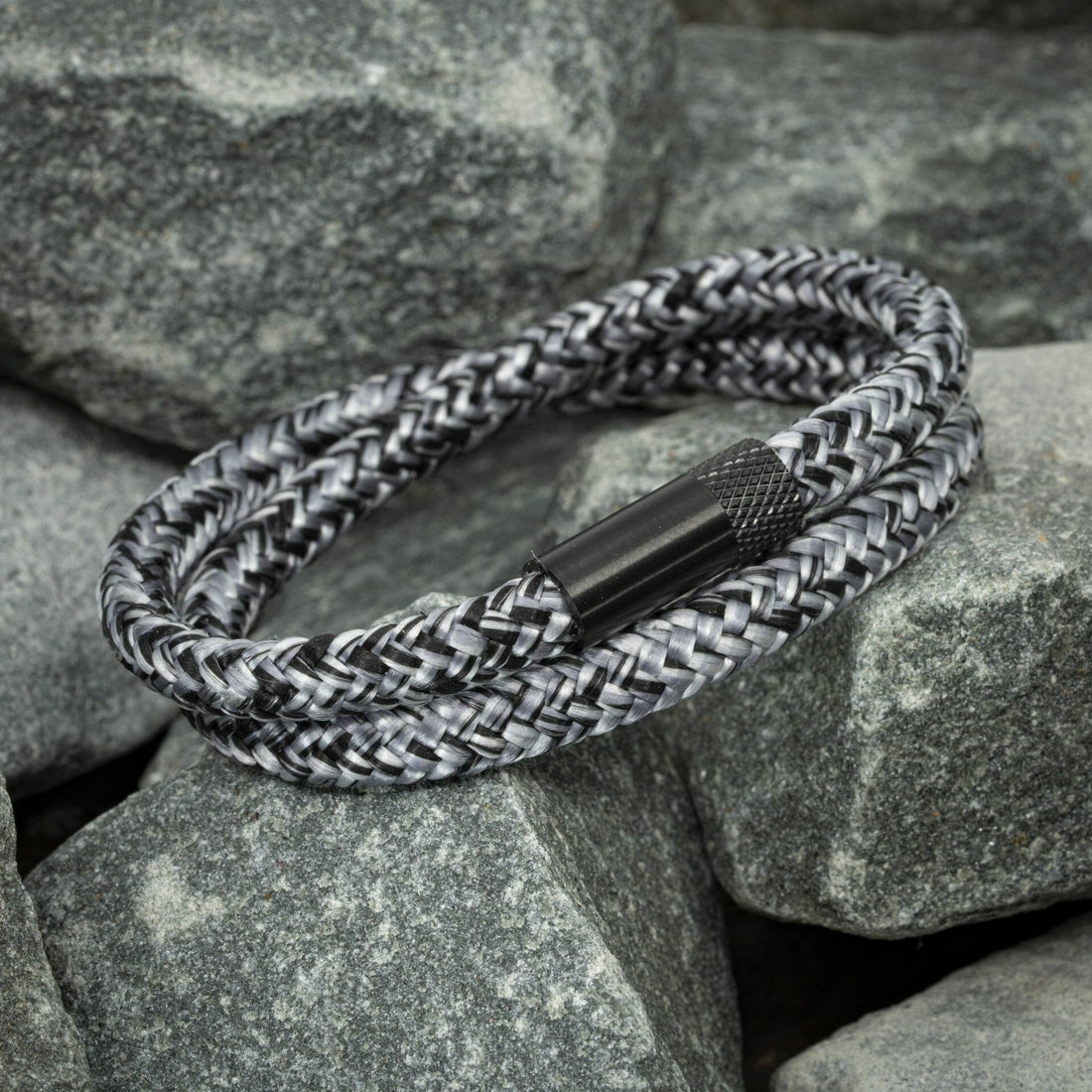 Elite armband zwart - Zwart/wit touw