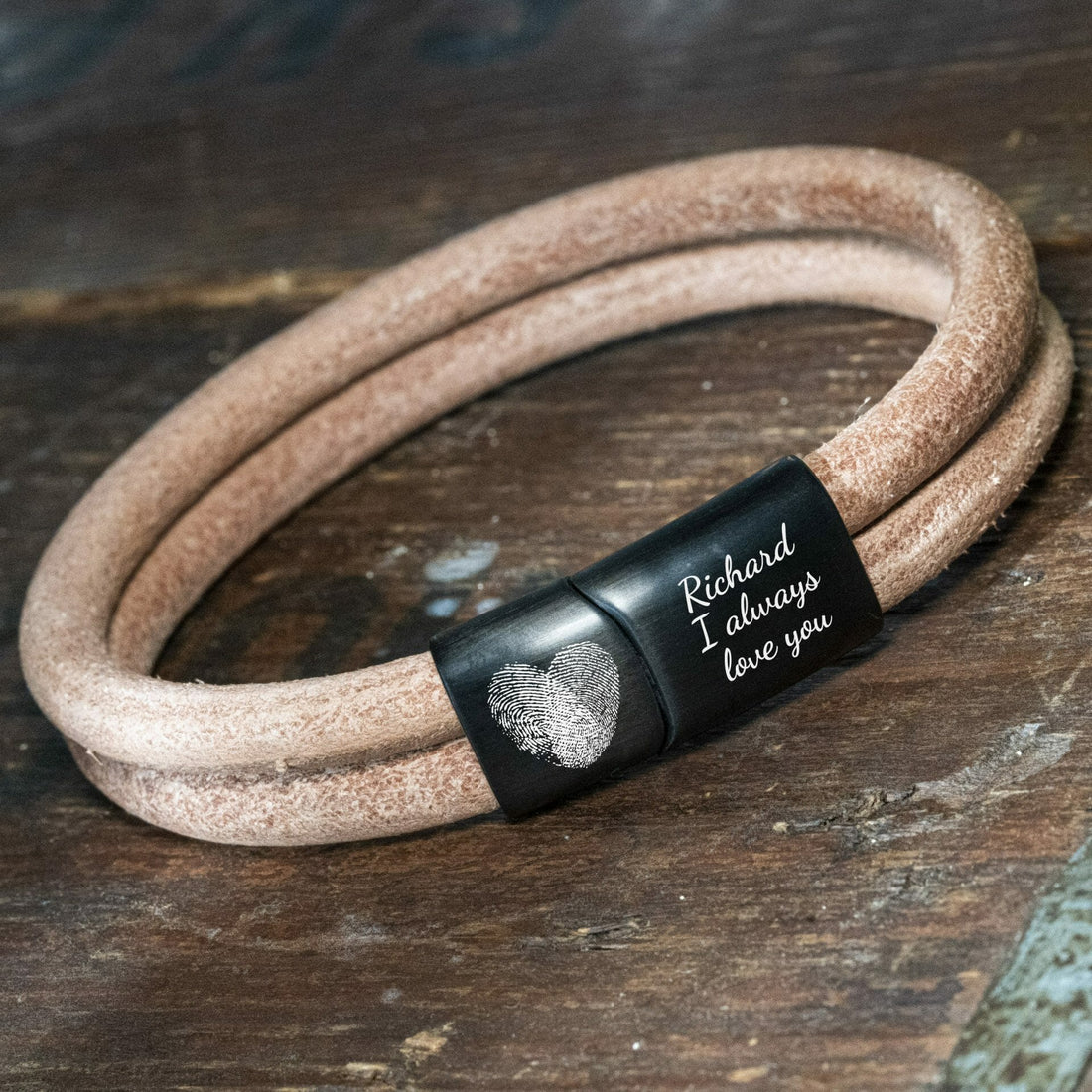Vingerafdruk gravure op Dubbel gevlochten leren armband