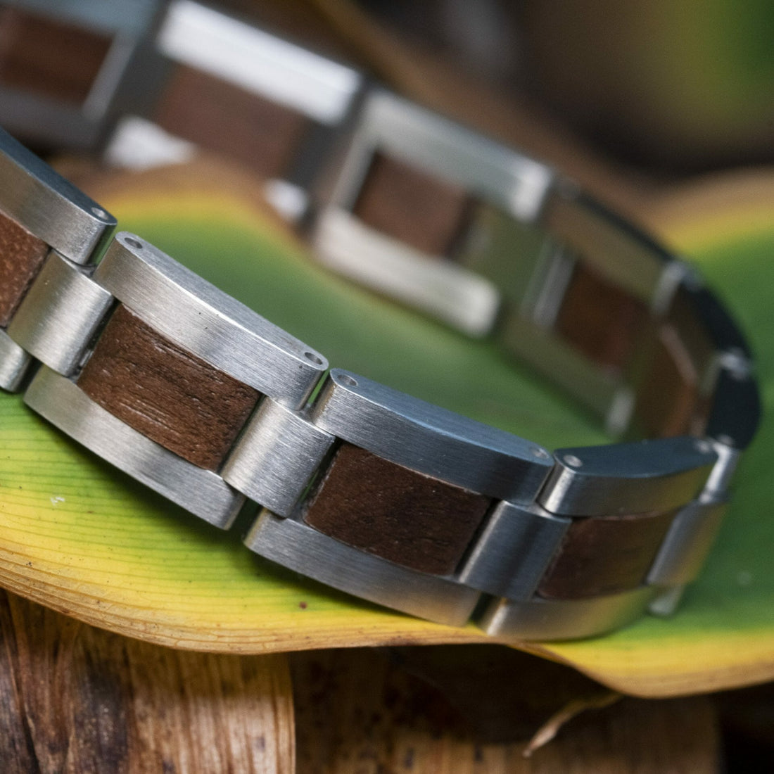 Classic TimberWood (Walnoot + RVS) - Houten armband