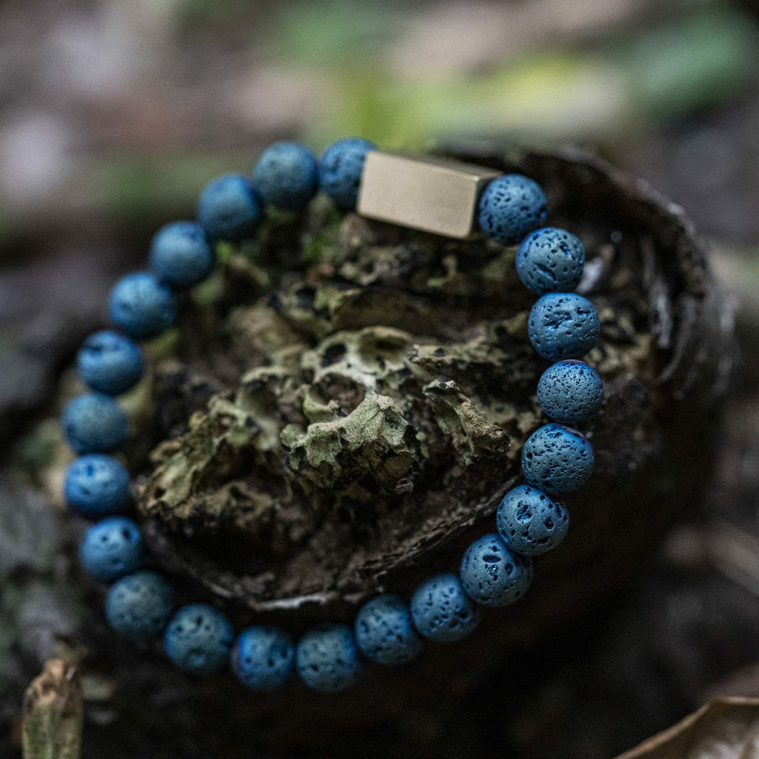 Voltage 'Electroplated Lava' stenen armband