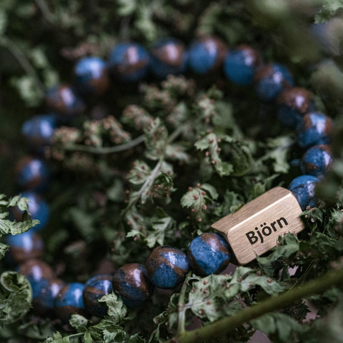 Blauwe Goud-aderige 8mm Natuurstenen kralen armband