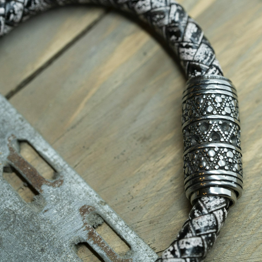 'Wit / Zwart' geweven 8mm armband | Italiaans Valiano™ leer