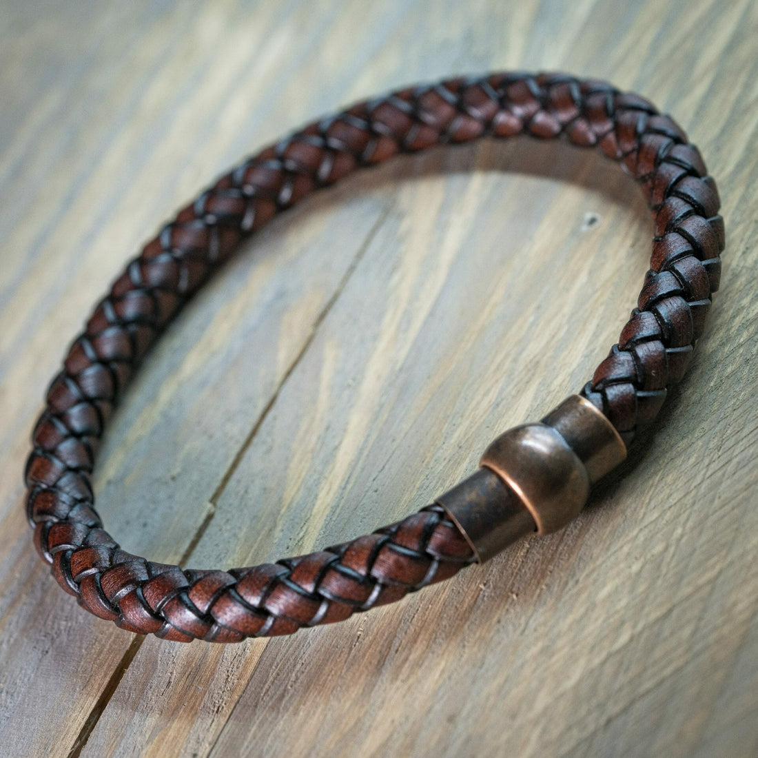 Koperen Viking armband - Geweven bruin leer