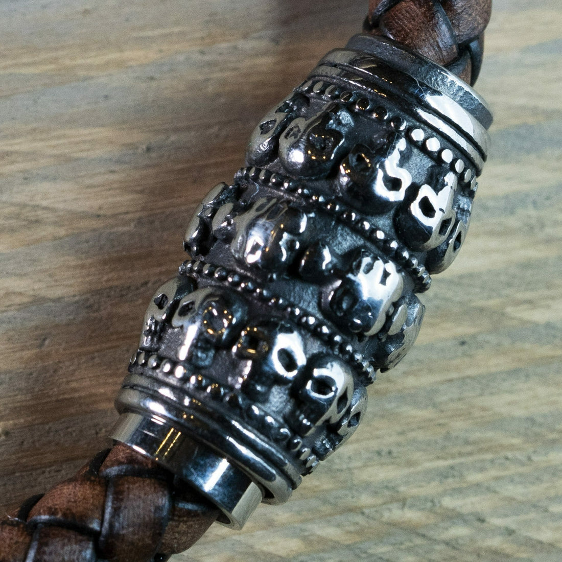 Viking geweven leren Armband - Skulls (schedels) 8mm