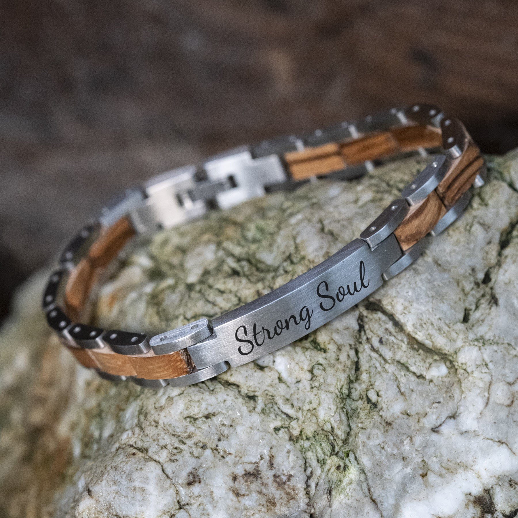 TimberWood Prestige – Graveerbare Zebrano Houten Armband